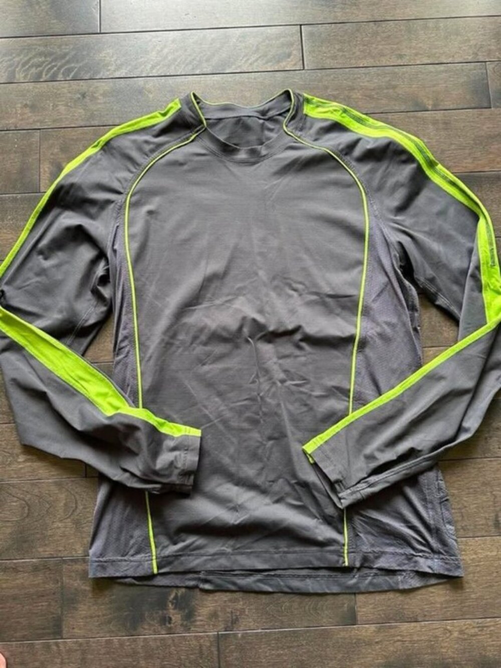 Lululemon Men's Long Sleeve Tee